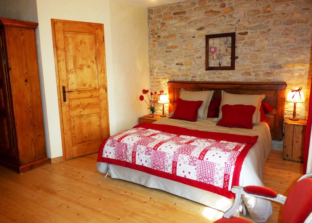 Chambres d'hôtes Béred Vuillemin Baume-les-Dames Chambre photo